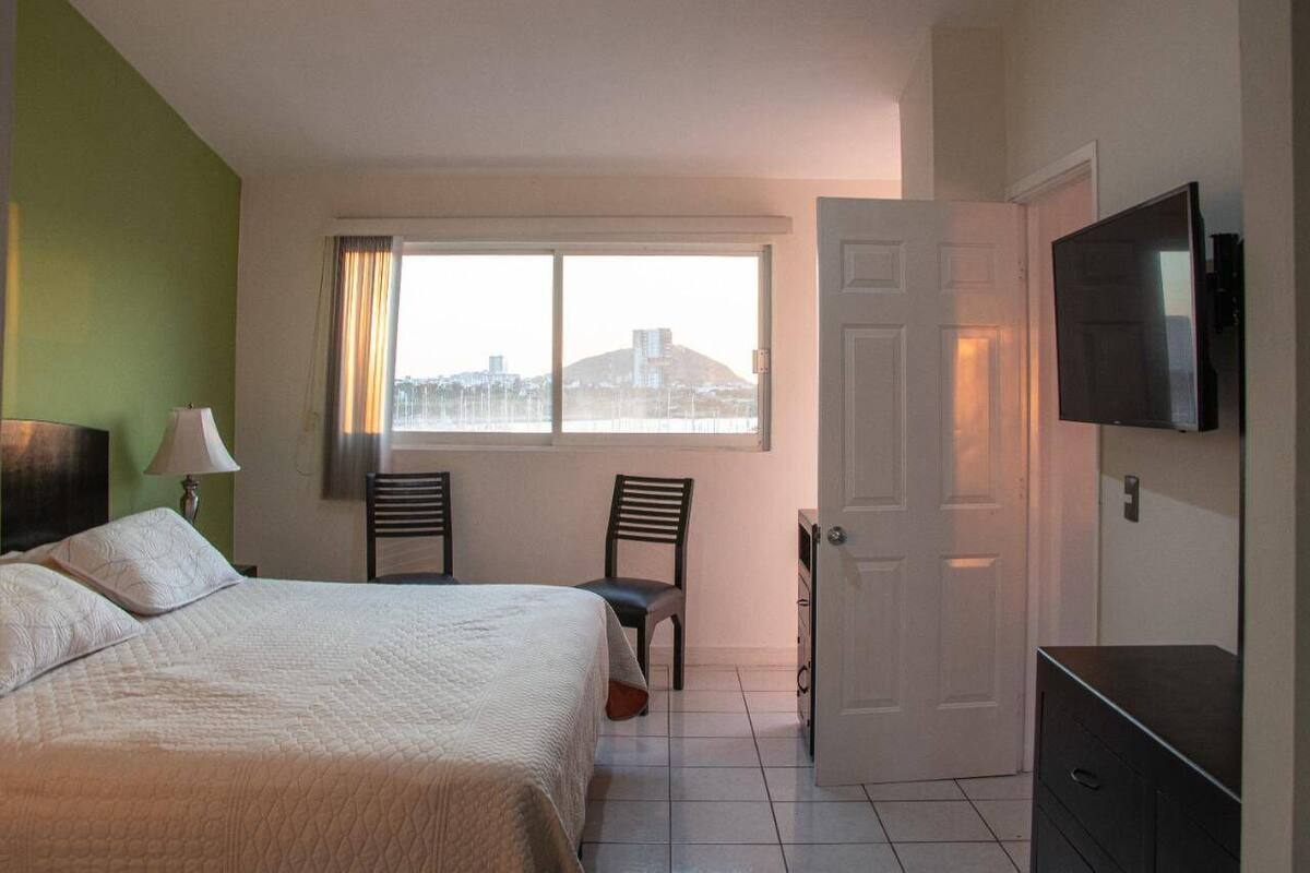 Condo familiar | 3 habitaciones, wifi gratis y ropa de cama