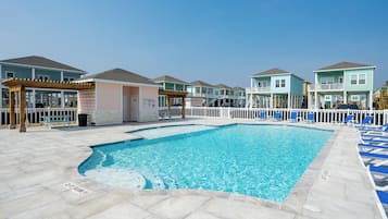 House (3 Bedrooms) | Property amenity