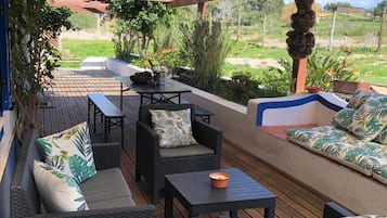 House | Terrace/patio