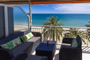 Property grounds - CORONA Apartment (Salou)