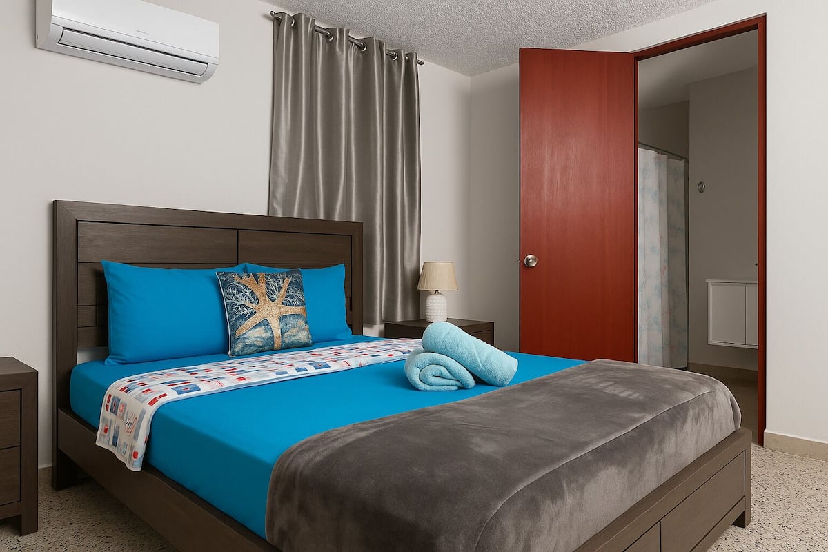 Family Cabin | 1 bedroom, Egyptian cotton sheets, premium bedding, free minibar