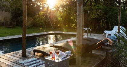 PROMO! CHARMING VILLAGE HOUSE! Heated pool, spa, garden, St Emillion