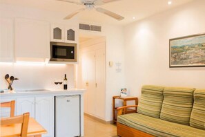 Interior - Apartamentos Vista Playa I (Ciutadella de Menorca)