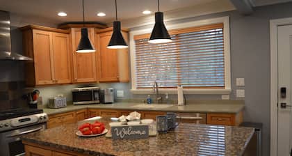 Renovated home in vintage neighborhood, close to airport, hospitals, & downtown.