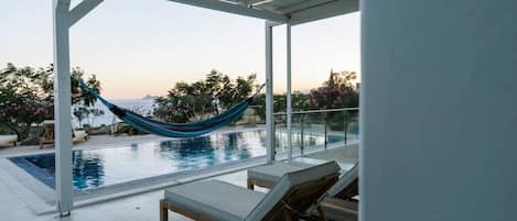 Villa | 4 bedrooms, Internet