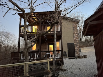 Beautiful House on Cliff Above Pomme De Terre River