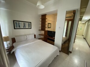 พื้นที่ทำงานแบบใช้แล็ปท็อป, ผ้าม่านกันแสง, เตารีด/โต๊ะรีดผ้า, Wi-Fi ฟรี