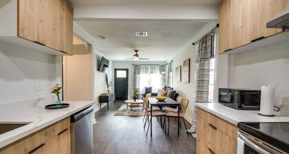 4 Mi to French Quarter: Walkable Apt w/ Yard