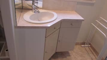 Douche, papier toilette
