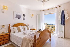 3 bedrooms, iron/ironing board, free WiFi, bed sheets - Casa Thalassa (Javea / Xàbia)