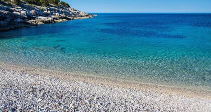 Villa Hypnotic with Pool