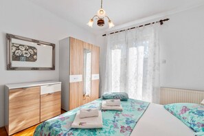 2 bedrooms, free WiFi, bed sheets