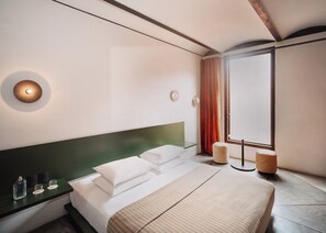 In-room safe, desk, laptop workspace, blackout curtains - Otro Oaxaca, a Member of Design Hotels (Oaxaca)