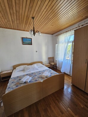 3 chambres, Wi-Fi gratuit, draps fournis