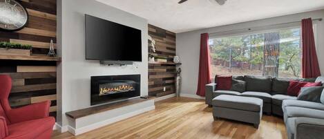 Télévision, cheminée