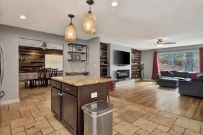 TV, fireplace, offices