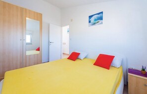 1 chambre, Wi-Fi gratuit, draps fournis