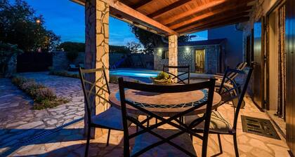 Rural House Gluić - three bedroom house with a swimming pool
