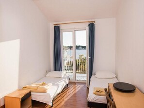 2 bedrooms, free WiFi, bed sheets - Apartments Gaj Brodarica - A8 (Šibenik-Brodarica)