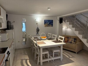 Dining - Stone Apartment Primosten (Primošten)