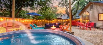 Fiesta Retreat w/ Cowboy Pool by SeaWorld/Lackland, Dog Friendly