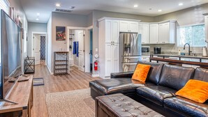 Unclassified image, 5 of 15, button - New build (2020) 2 BED 2 BATH near Martinez downtown (Martinez)