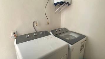 Kondominium Keluarga | Kamar mandi