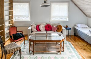 4 Schlafzimmer, Bügeleisen/Bügelbrett, kostenloses WLAN