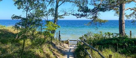 Plage à proximité, pêche sur place