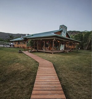 Fachada de la propiedad