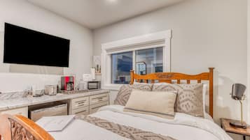 Internet, bed sheets