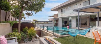Solana Paradise - Coastal Luxury, Pool, Spa, AC, & Ocean Views!