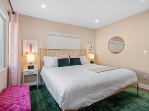 2 habitaciones, tabla de planchar con plancha y wifi gratis 