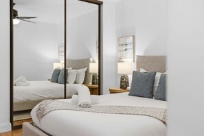 2 bedrooms, iron/ironing board, free WiFi, bed sheets - Stunning Beach Home | AC, Garage, Patio, BBQ (San Diego)