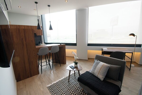 Loft Prestige, 1 chambre | Cuisine privée | Réfrigérateur grande capacité avec congélateur, four à micro-ondes