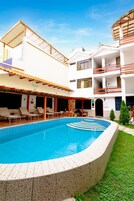 10 piscinas al aire libre