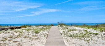 Scenic waterfront home with five bedrooms & easy beach access - dog-friendly