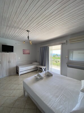 1 bedroom, iron/ironing board, WiFi, bed sheets