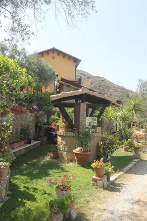 Jardines del alojamiento