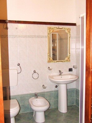 Bathroom - Agriturismo L'uliveto (Reitano)