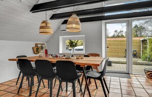 Dining - Cozy home in Glesborg with WiFi (Glesborg)