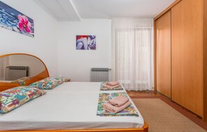 2 chambres, Wi-Fi gratuit, draps fournis