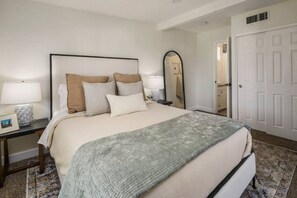 3 Schlafzimmer, Schreibtisch, Bügeleisen/Bügelbrett, kostenloses WLAN
