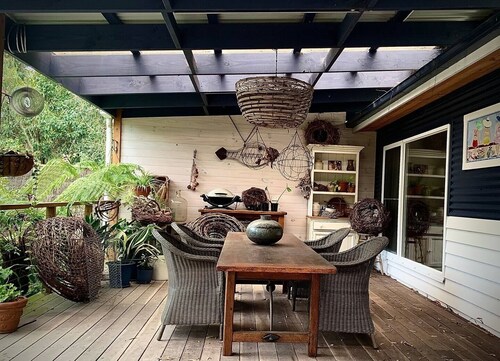 Delightful, dog friendly, cosy fire, comfy beds