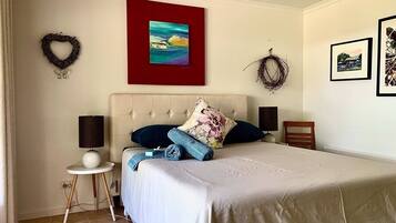 2 habitaciones, escritorio, wifi gratis y ropa de cama