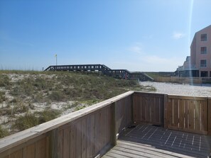 Property grounds - 7th floor Sundunes Condo in Navarre, Florida on the beach with beautiful views! (Navarre)