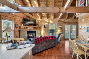 Smart TV, fireplace, Netflix, streaming services