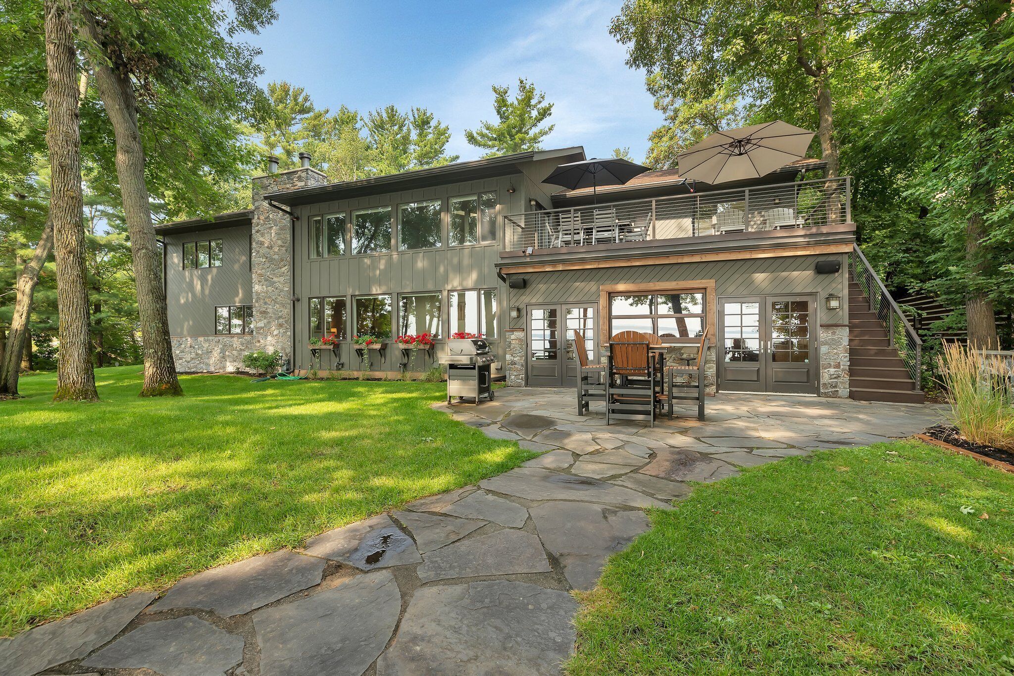5 Bedroom Lake House w/Private Swimming Area on Gull Lake - Deck w/Amazing Views