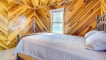 3 bedrooms, WiFi, bed sheets