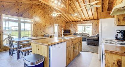 Racine Vacation Rental 25 Mi to Athens!